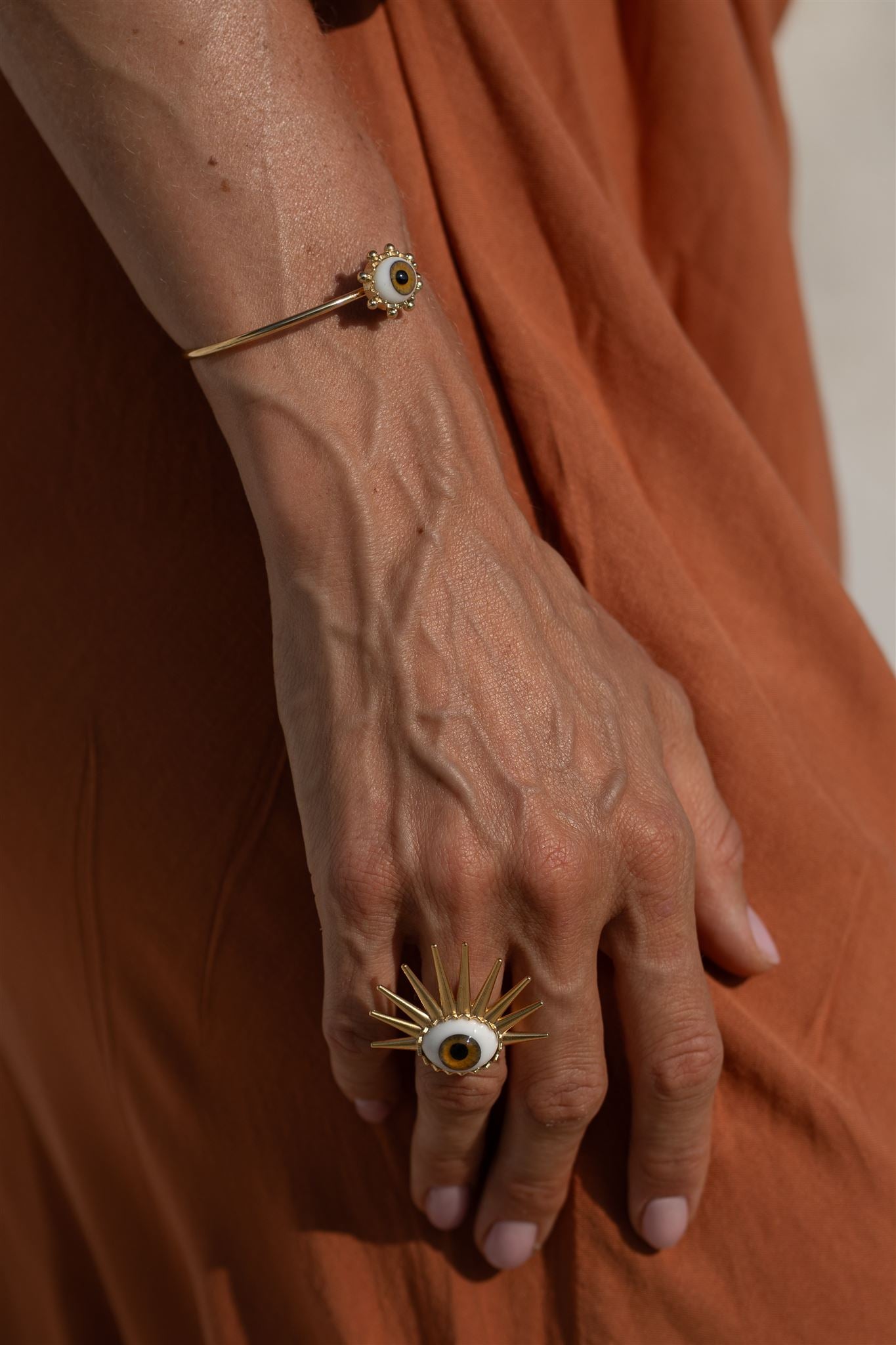 Awaken Single Mini Eye Bracelet