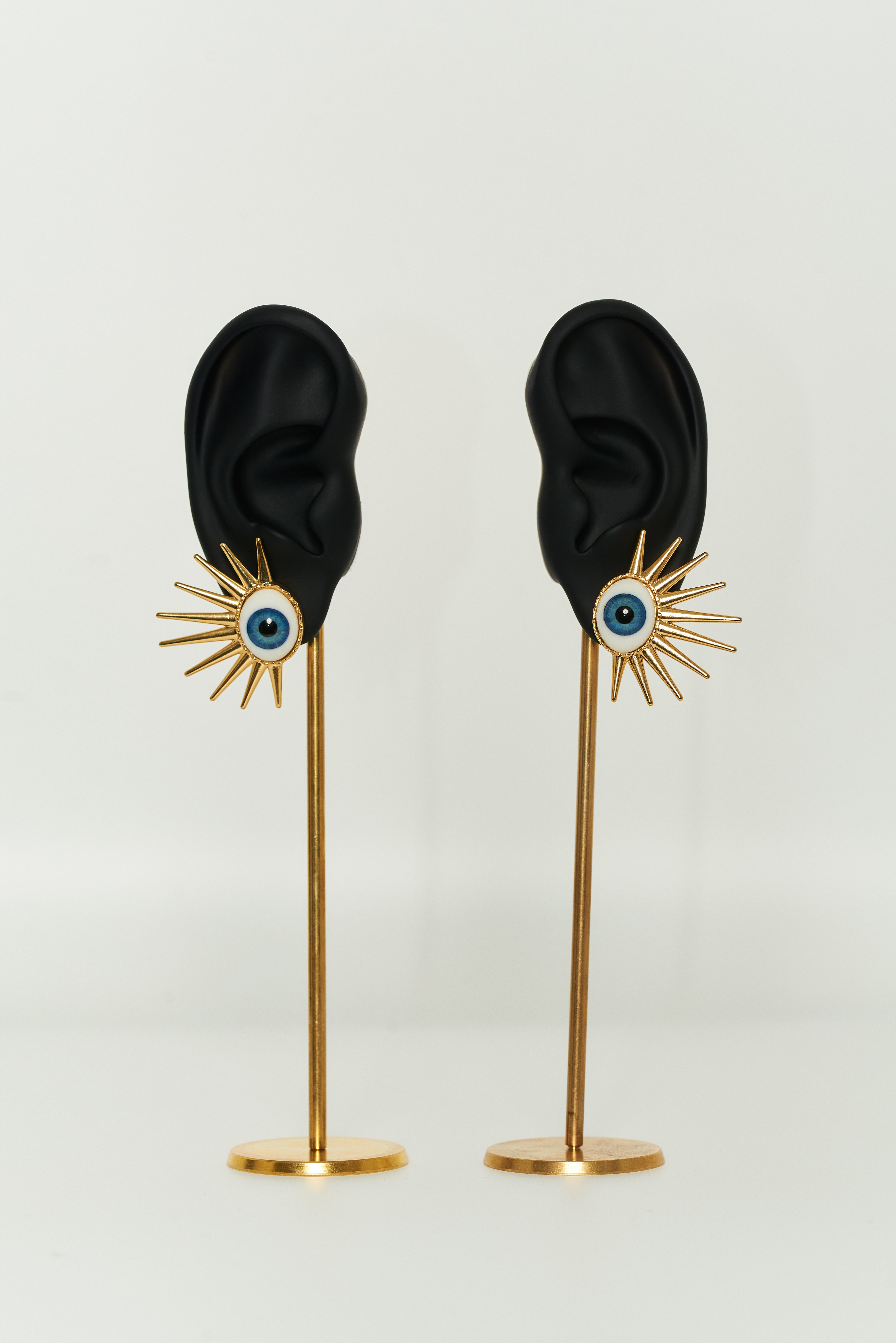 Guardian spikes earrings